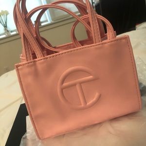 👛☀️BNWT TELFAR SMALL PINK AND YELLOW SHOPPER👛☀️